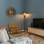 Rent 2 bedroom apartment of 1184 m² in Lisbon