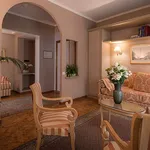 Rent 2 bedroom apartment of 80 m² in Roma