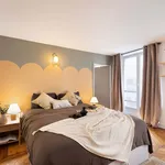 Appartement de 90 m² avec 4 chambre(s) en location à Paris