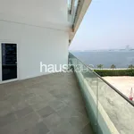 Rent 2 bedroom apartment of 141 m² in Palm Jumeirah