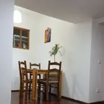 Rent a room of 70 m² in Caxias