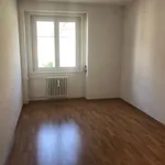 Miete 4 Schlafzimmer wohnung von 68 m² in Chaux-de-Fonds