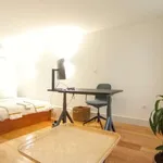 Rent 1 bedroom apartment of 70 m² in lisbon