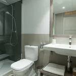 Rent 2 bedroom apartment of 45 m² in Barcelona