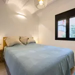 Rent 1 bedroom apartment of 55 m² in barcelona