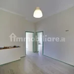 Rent 5 bedroom apartment of 215 m² in Genoa