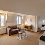 Rent 1 bedroom apartment of 452 m² in Paris