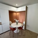 Appartement de 58 m² avec 2 chambre(s) en location à Courbevoie