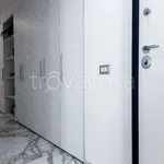 Rent 4 bedroom apartment of 180 m² in Opera