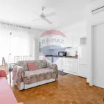 Rent 2 bedroom apartment of 65 m² in Milano