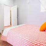 Rent 5 bedroom apartment in Valencia