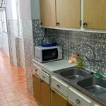 Rent a room of 70 m² in lisbon