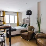 Rent 1 bedroom apartment of 35 m² in Madrid