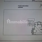 Affitto 3 camera appartamento di 68 m² in Reggio nell'Emilia