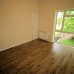 Flat to rent in Trinity Road, Luton LU3