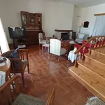 Rent 3 bedroom house of 205 m² in Πεντέλη