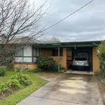 Rent 3 bedroom house in Riverina