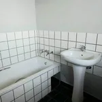 Rent 1 bedroom apartment in Benoni