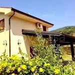 Rent 4 bedroom house of 100 m² in Pisciotta