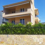 Rent 2 bedroom house of 150 m² in Αθήνα - Νότια Προάστια