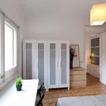 Rent 6 bedroom apartment in Barcelona