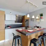 Appartement de 67 m² avec 2 chambre(s) en location à Lyon