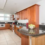 Rent 3 bedroom apartment in London