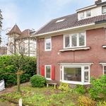 Huur 6 slaapkamer huis van 139 m² in Velp-Noord boven spoorlijn