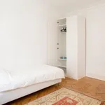 Rent 3 bedroom apartment in Lisbon