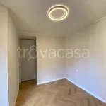 Rent 3 bedroom apartment of 120 m² in Milano