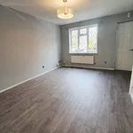 Rent 3 bedroom flat in Cardiff