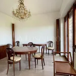 Rent 7 bedroom house of 250 m² in Roma