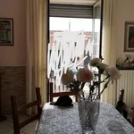 Rent 4 bedroom apartment of 90 m² in Volla