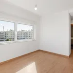 Rent 2 bedroom apartment of 103 m² in Oeiras