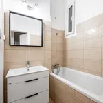 Pronajměte si 3 ložnic/e byt o rozloze 72 m² v Prague