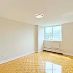 Rent 6 bedroom apartment of 83 m² in Toronto