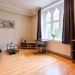 Rent 1 bedroom apartment in Yorkshire And The Humber