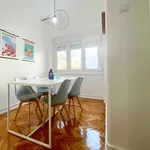 Rent 2 bedroom apartment of 88 m² in Lisbon