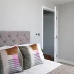 Rent 2 bedroom apartment in London