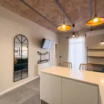 Rent 4 bedroom apartment of 70 m² in Barcelona