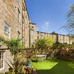 Rent 3 bedroom flat of 106 m² in City of Edinburgh