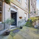 Rent 3 bedroom flat of 106 m² in City of Edinburgh