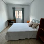 Alquilar 4 dormitorio apartamento en Madrid