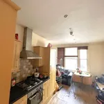 Flat to rent in High Street, Leamington Spa CV31