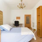 Rent 3 bedroom apartment of 69 m² in madrid