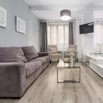 Rent 4 bedroom apartment of 90 m² in Valencia