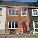 Rent 4 bedroom house of 106 m² in De Veste