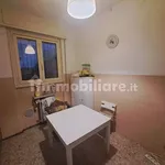 3-room flat largo di Porta Pradella 3, Centro, Mantua