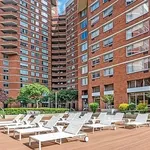 Rent 1 bedroom apartment in Manhattan