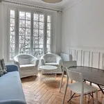 Appartement de 540 m² avec 2 chambre(s) en location à Paris